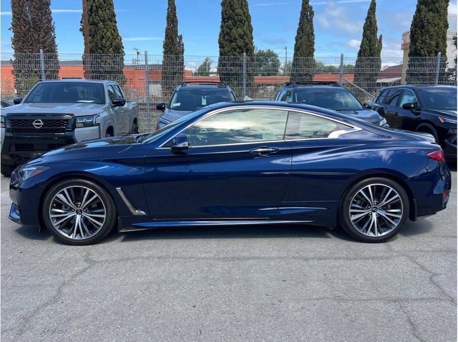 Used 2022 INFINITI Q60 3.0t Luxe w/ Essential Package RWD image 7
