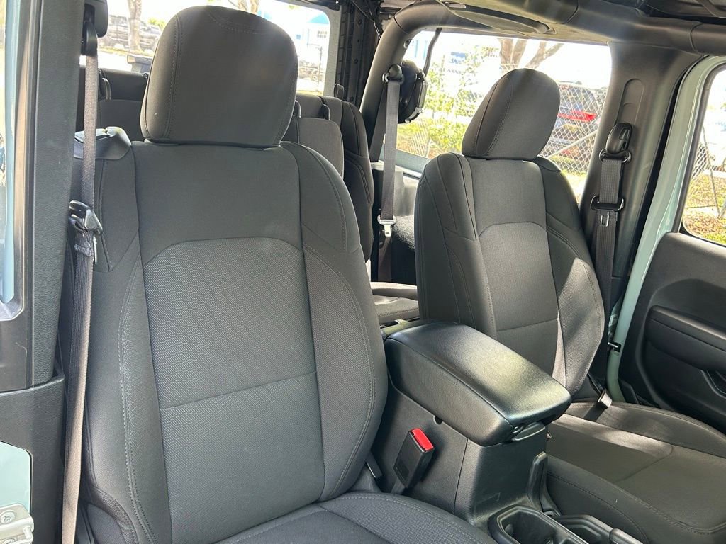 Certified 2023 Jeep Wrangler Sport AWD/4WD image 27