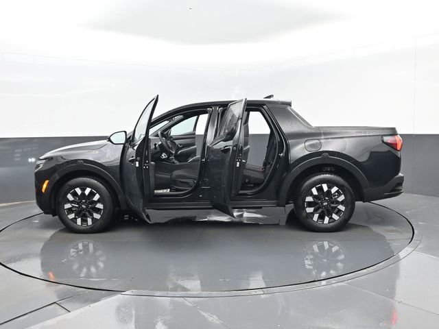 Used 2025 Hyundai Santa Cruz SE image 28