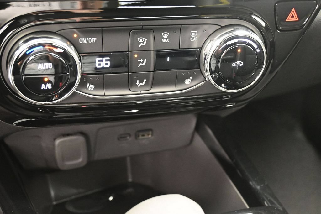 New 2026 Chevrolet Trax ACTIV FWD image 19
