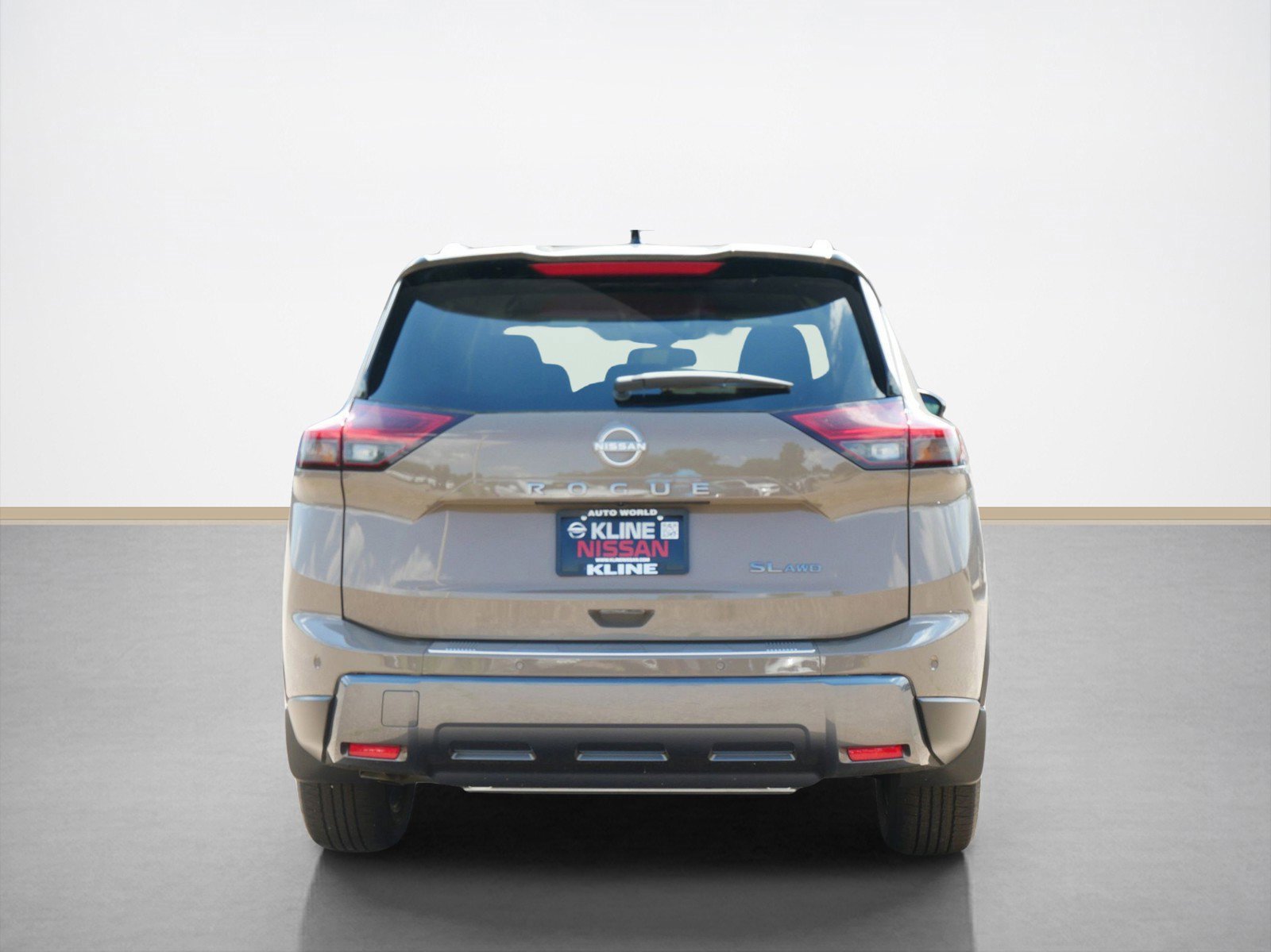 New 2025 Nissan Rogue SL image 3