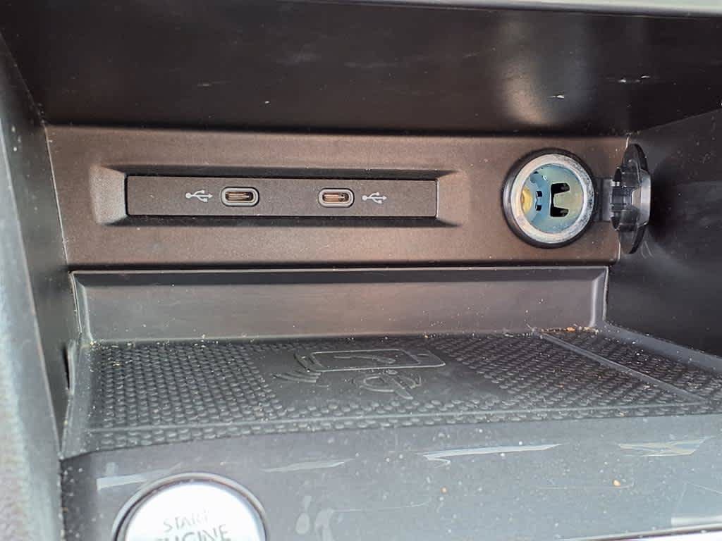 Used 2021 Volkswagen Tiguan SE FWD image 19