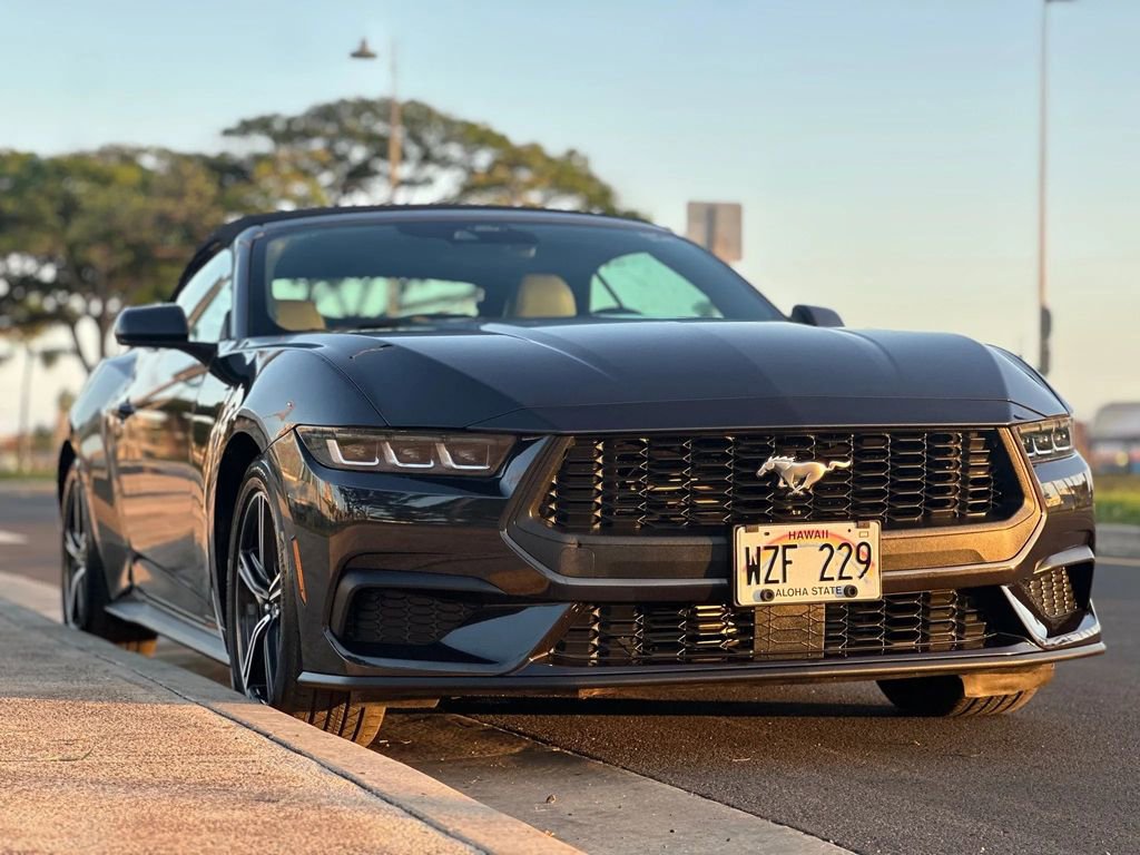 Used 2024 Ford Mustang Premium image 13