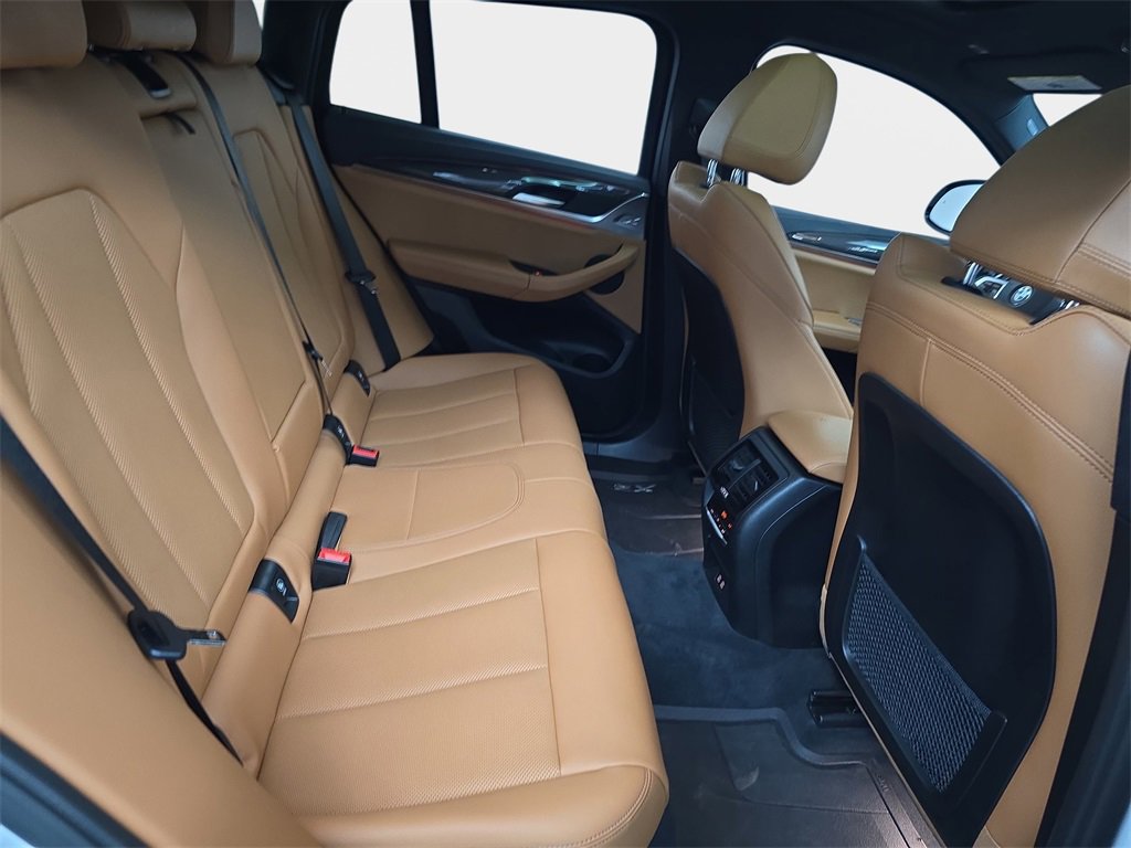 Used 2022 BMW X4 M40i image 14