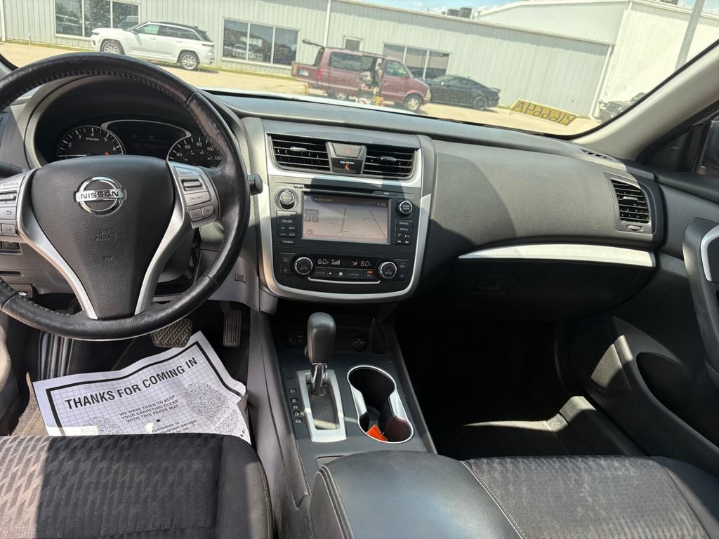 Used 2017 Nissan Altima 2.5 SV w/ Convenience Package FWD image 21