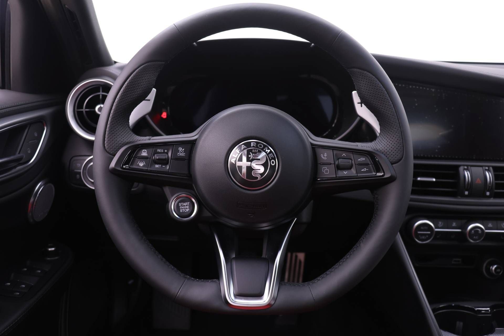 New 2026 Alfa Romeo Giulia AWD image 15