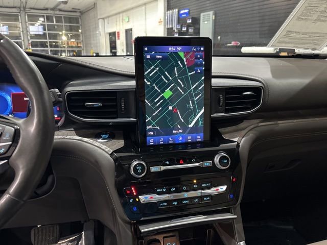 Used 2022 Ford Explorer Platinum w/ Equipment Group 601A image 30