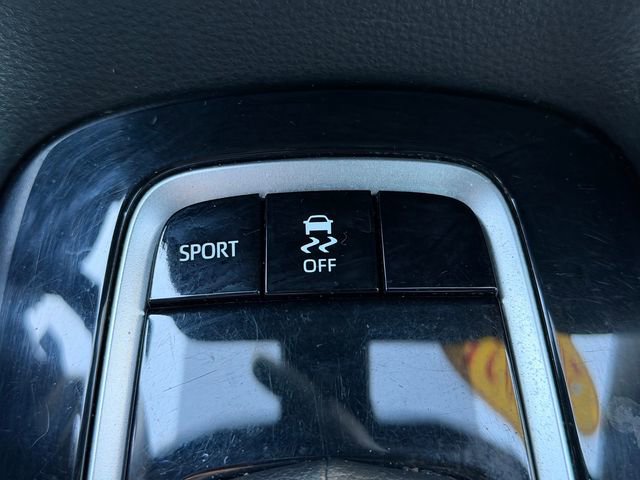 Certified 2022 Toyota Corolla SE FWD image 37