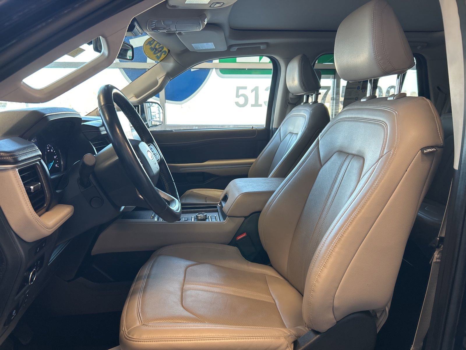 Used 2024 Ford Expedition Max Limited image 18