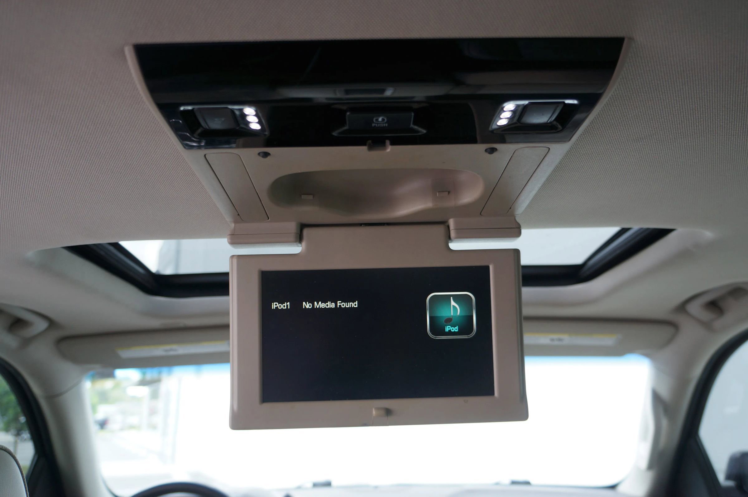 Used 2017 GMC Yukon Denali w/ Open Road Package image 36