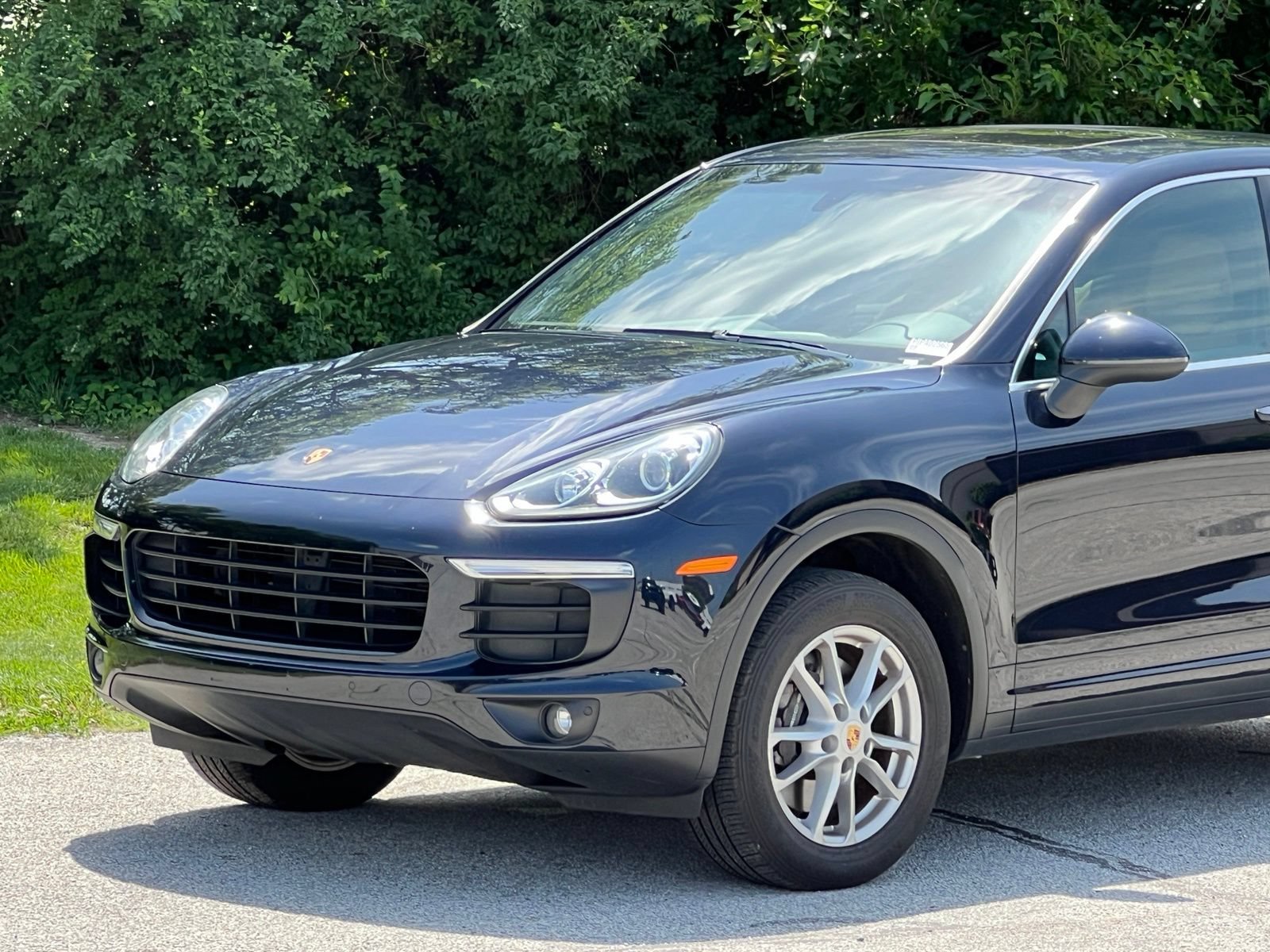 Used 2016 Porsche Cayenne AWD/4WD image 11