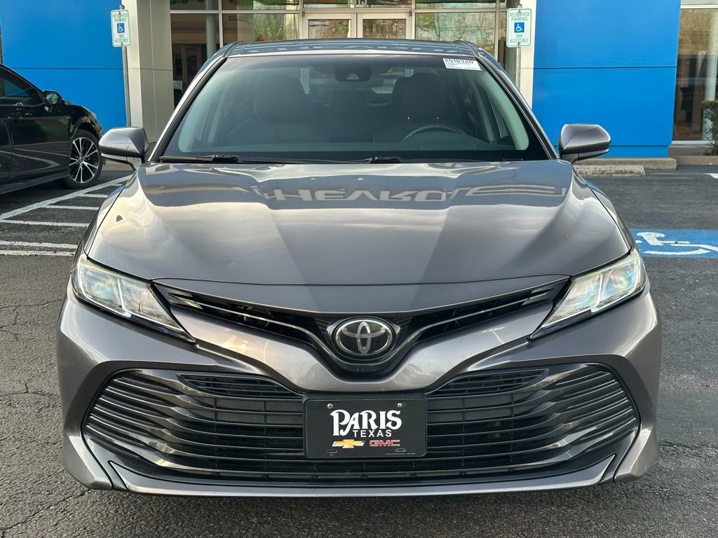 Used 2018 Toyota Camry L image 2