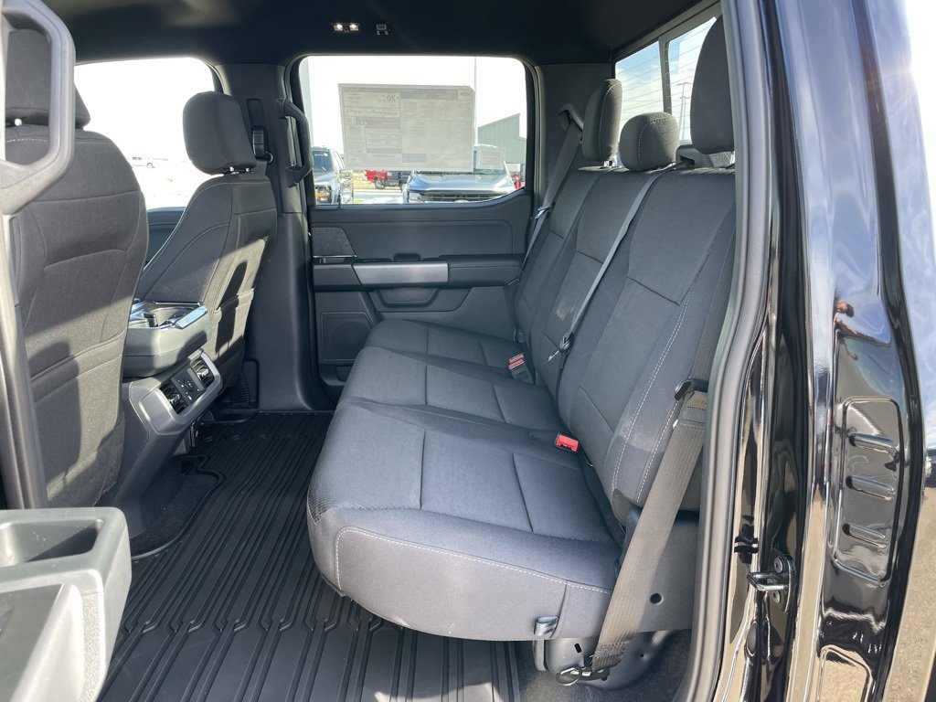 New 2026 Ford F150 XLT w/ Equipment Group 302A MID image 8