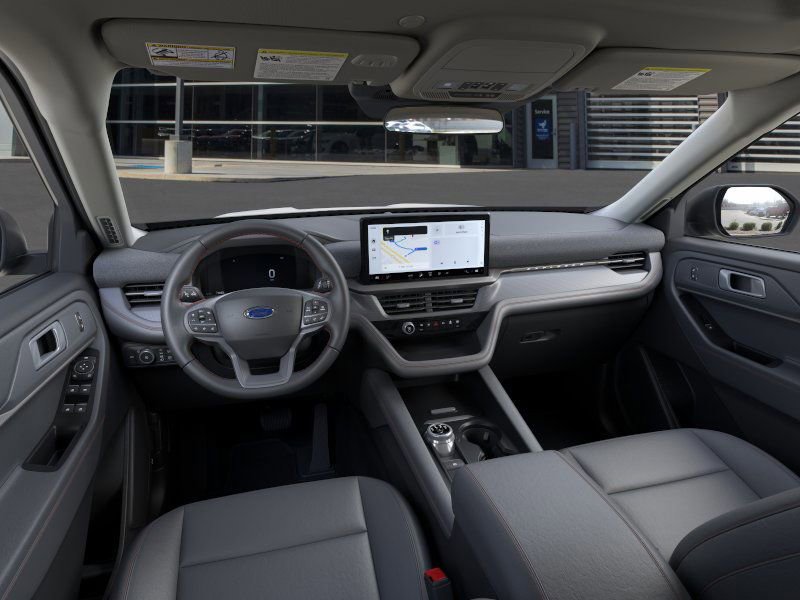 Used 2025 Ford Explorer Active w/ Active Comfort Package AWD/4WD image 13