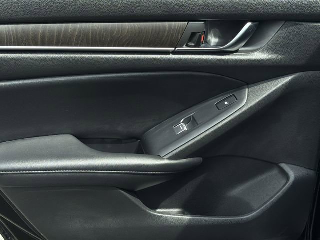 Used 2021 Honda Accord Touring image 21