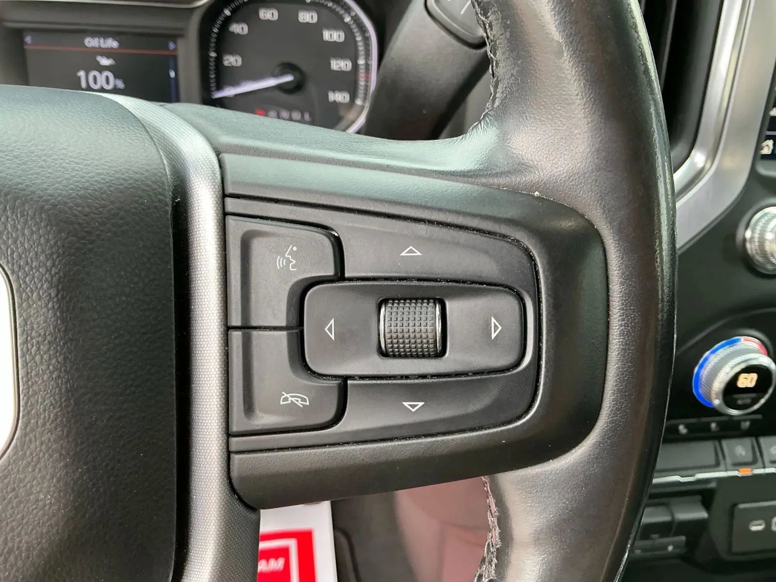 Used 2019 GMC Sierra 1500 SLT image 28