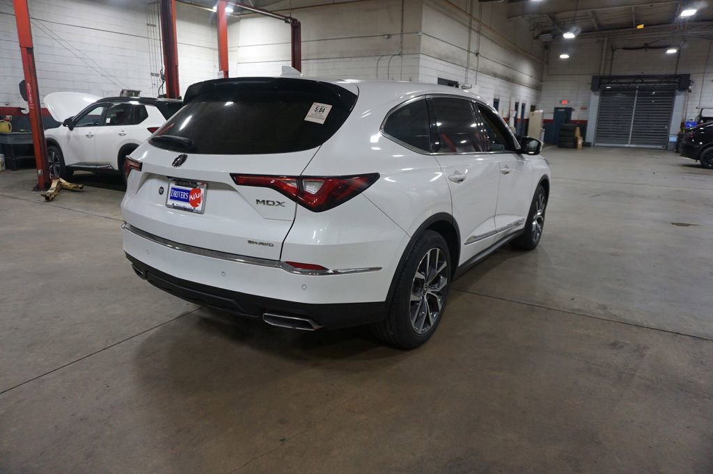 Used 2023 Acura MDX SH-AWD w/ Technology Package image 24