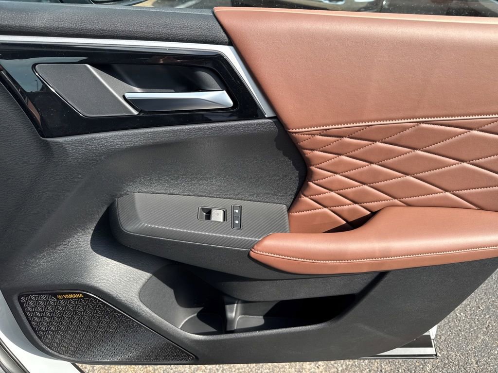 New 2026 Mitsubishi Outlander SEL FWD image 44
