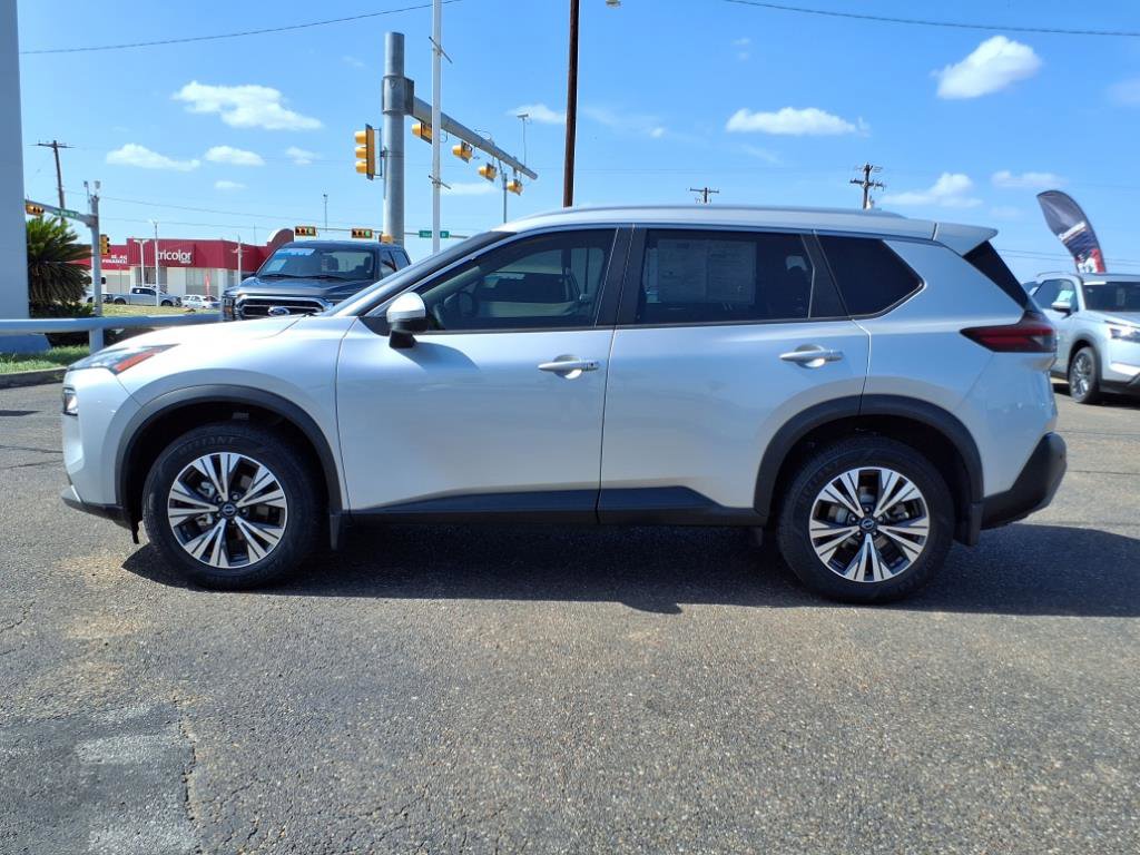 Certified 2022 Nissan Rogue SV w/ SV Premium Package image 8