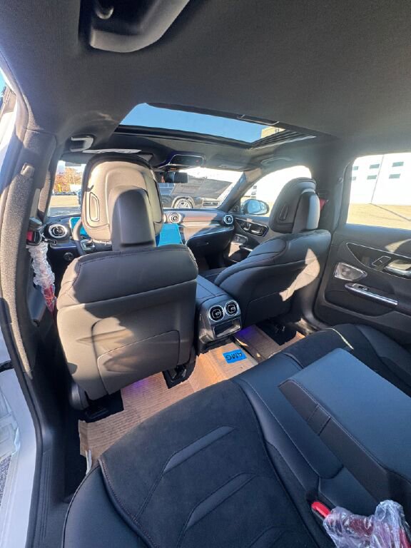 New 2026 Mercedes-Benz C 43 AMG 4MATIC Sedan image 17