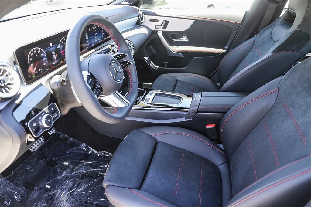 New 2025 Mercedes-Benz CLA 250 4MATIC image 23