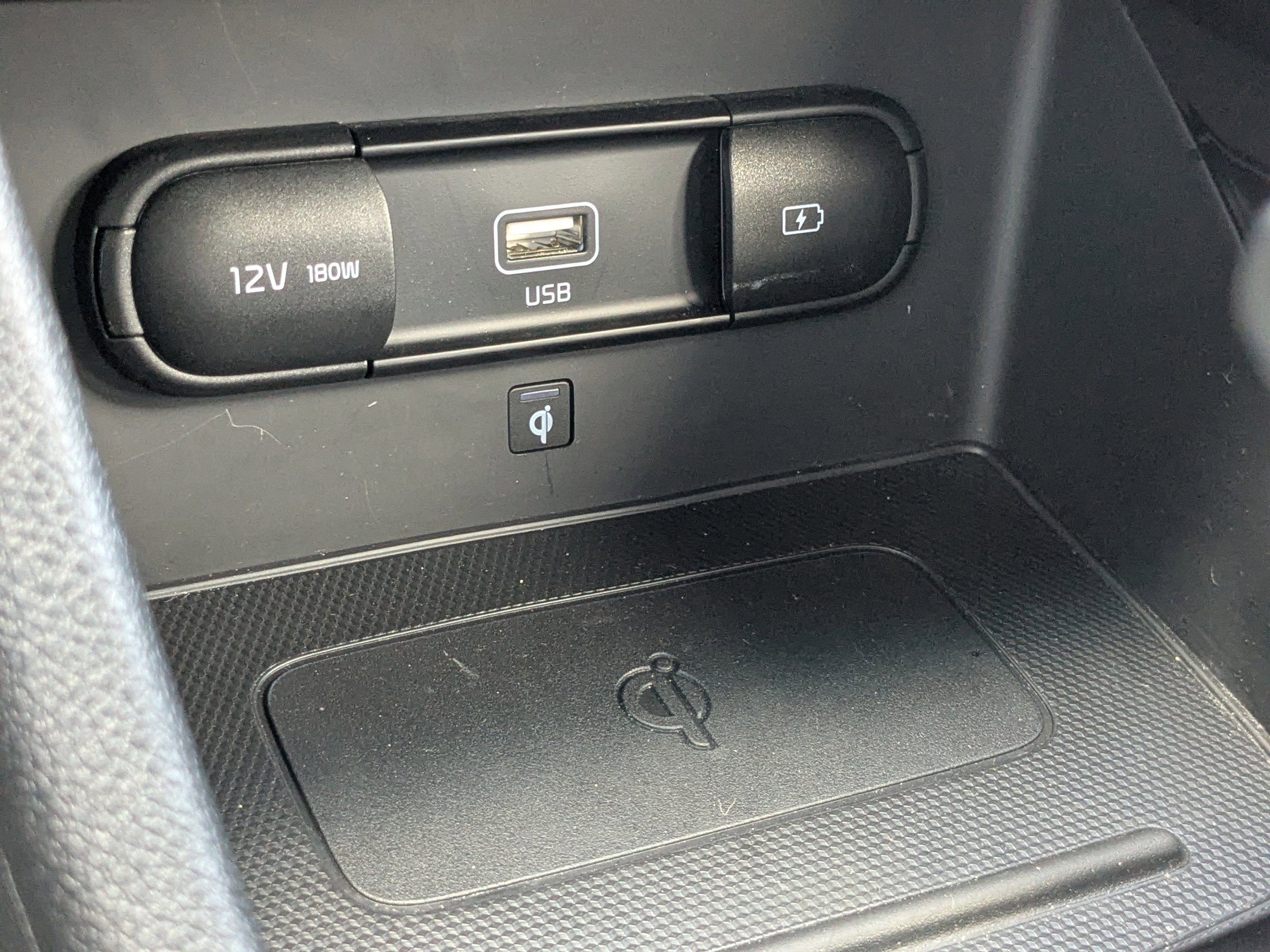 Used 2022 Kia Niro EX Premium image 22