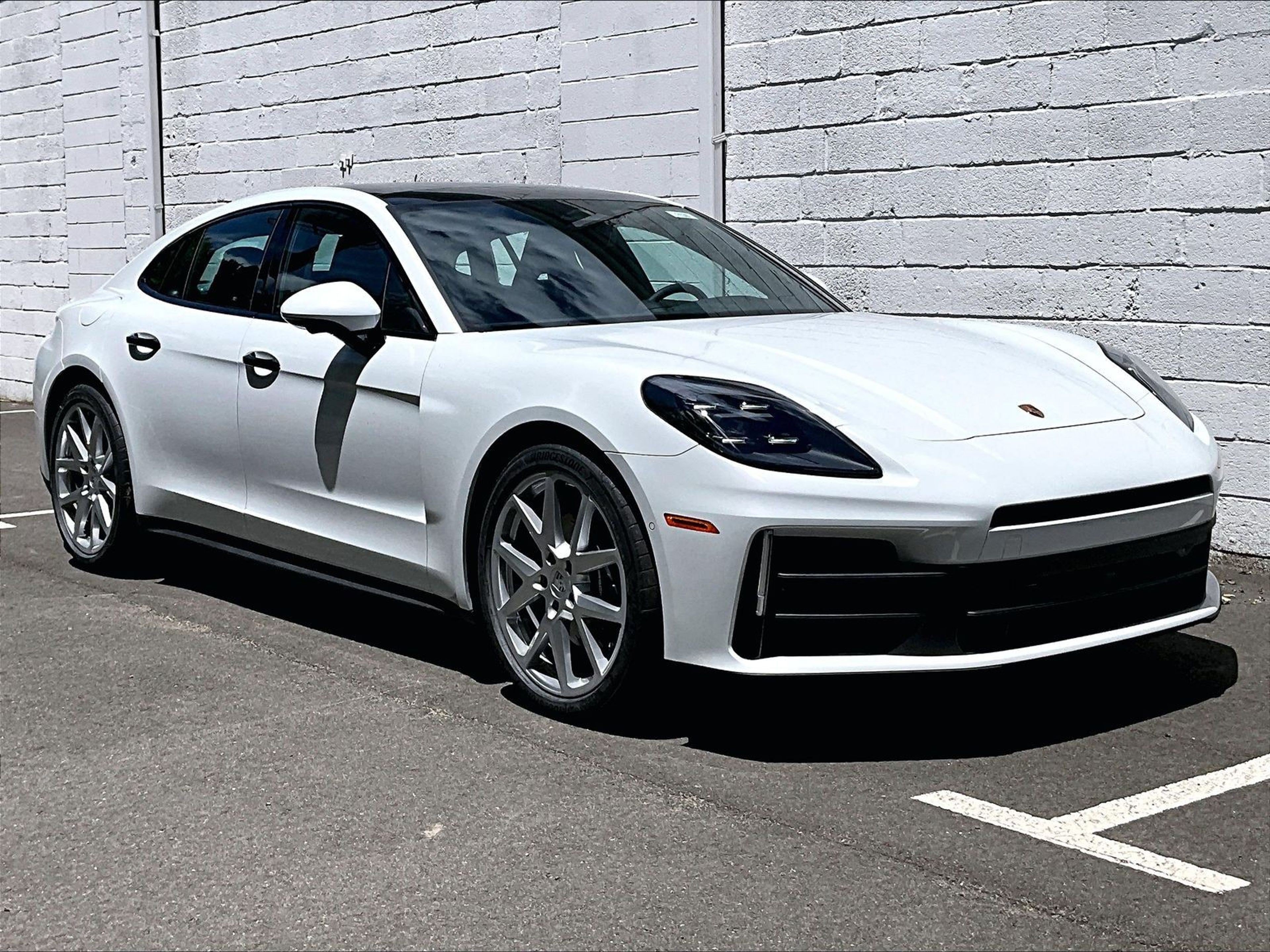 New 2026 Porsche Panamera 4 AWD/4WD image 7