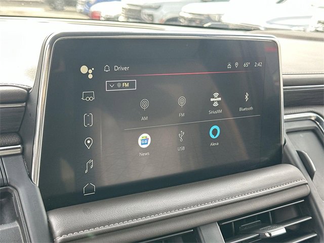 Used 2023 GMC Yukon SLT image 12