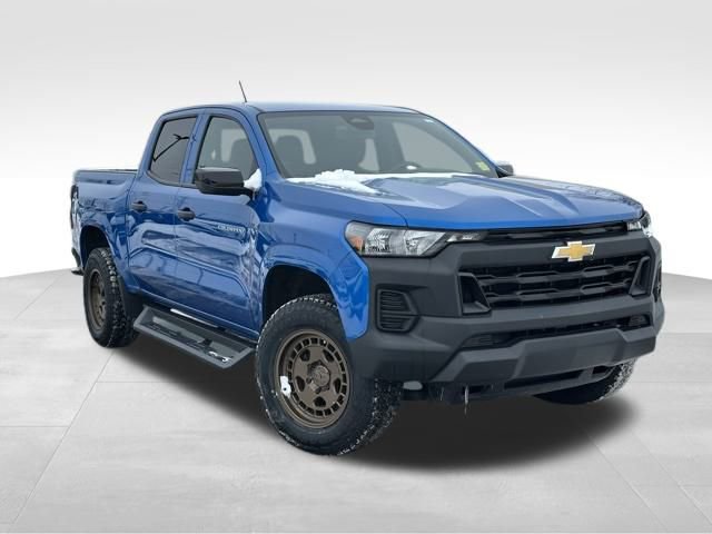 Used 2023 Chevrolet Colorado W/T w/ Advanced Trailering Package image 1