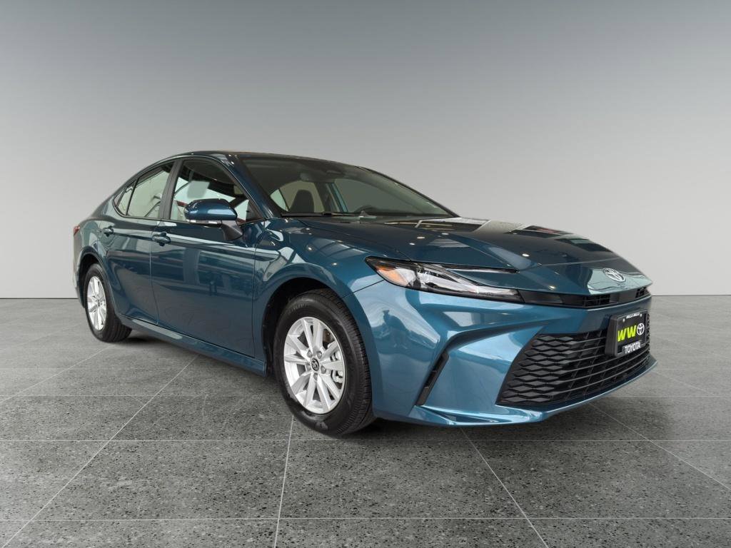 Certified 2025 Toyota Camry LE w/ Convenience Package image 1