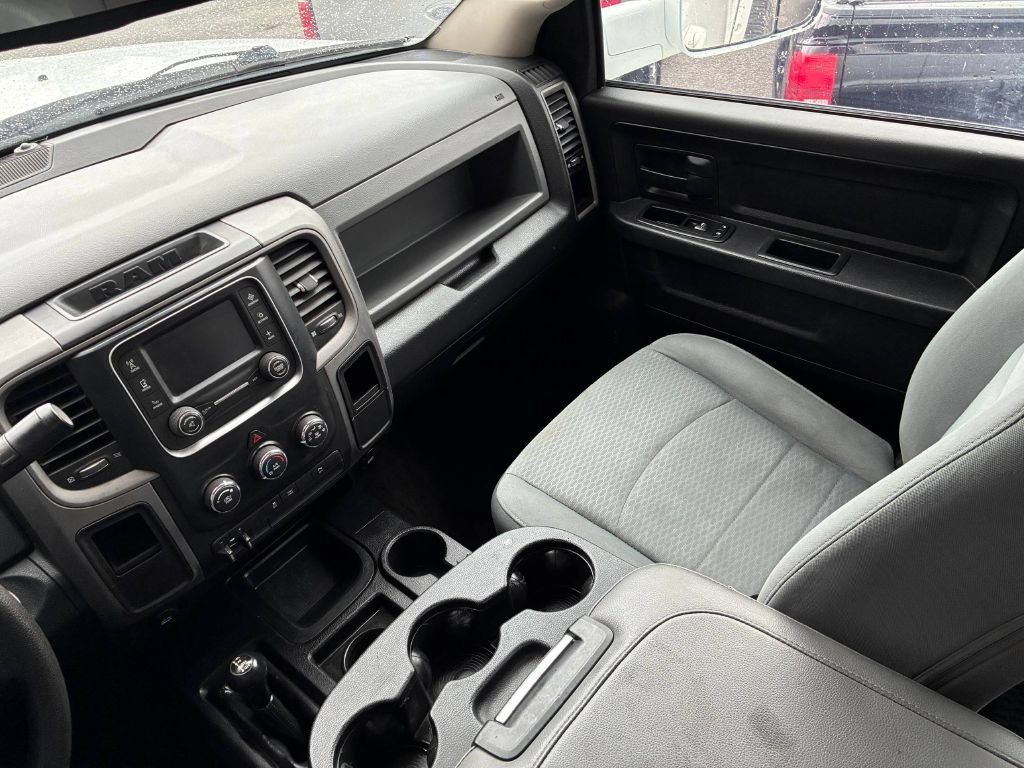 Used 2015 RAM 3500 Tradesman w/ Chrome Appearance Group AWD/4WD image 19