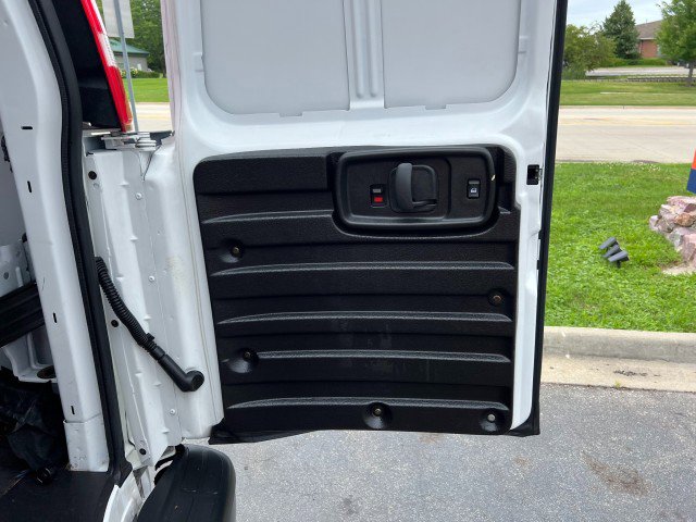 Used 2019 GMC Savana 2500 w/ Driver Convenience Package image 27