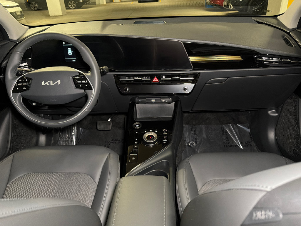 Certified 2024 Kia Niro EX w/ EX Cold Weather Package FWD image 14