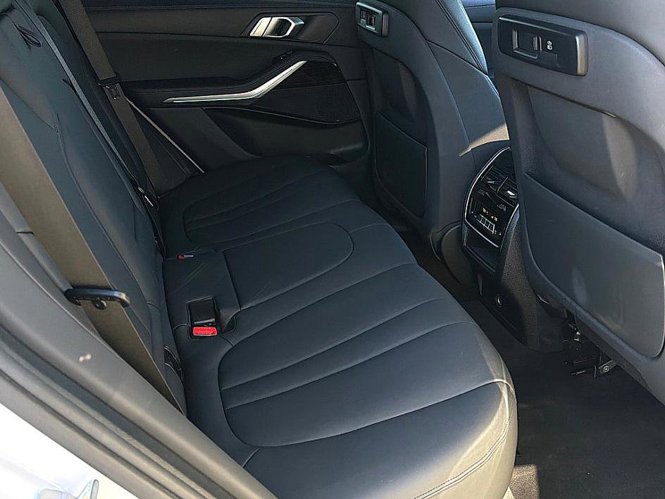 Used 2019 BMW X5 xDrive40i w/ Premium Package 2 image 23