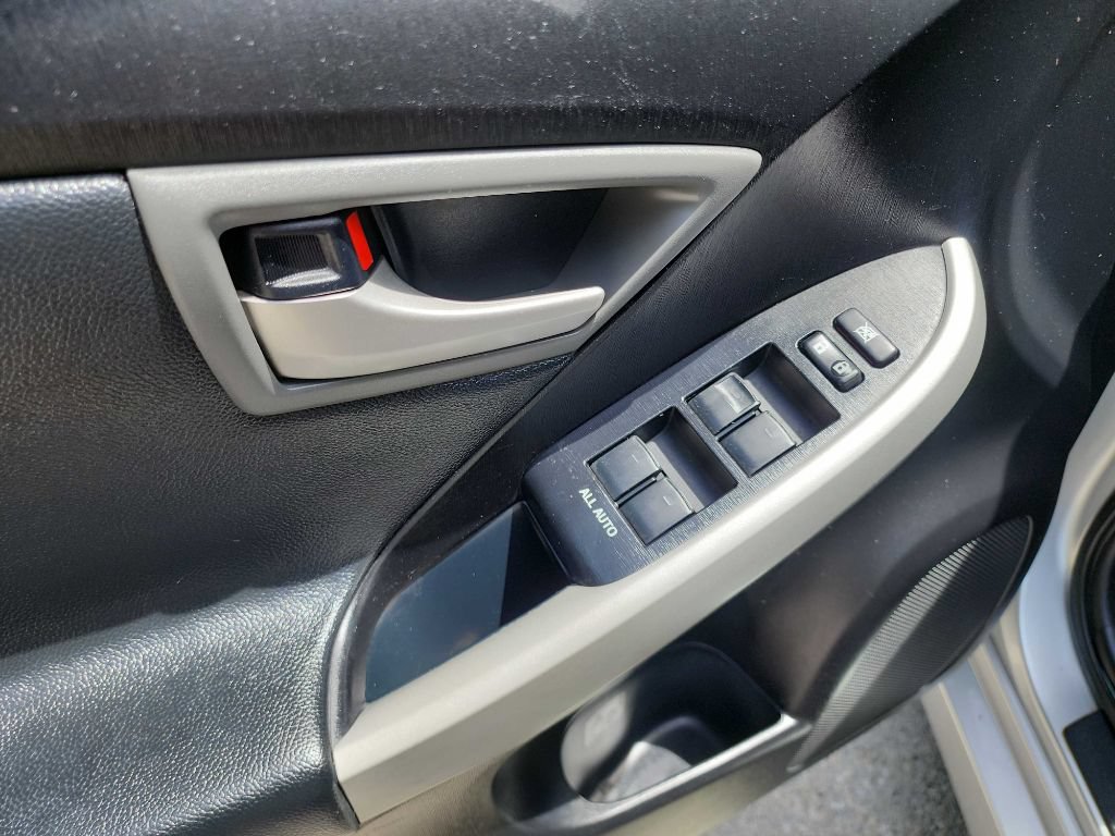 Used 2012 Toyota Prius Three w/ Solar Roof Pkg FWD image 15