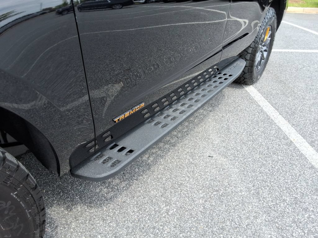 Used 2026 Ford Expedition Tremor AWD/4WD image 11