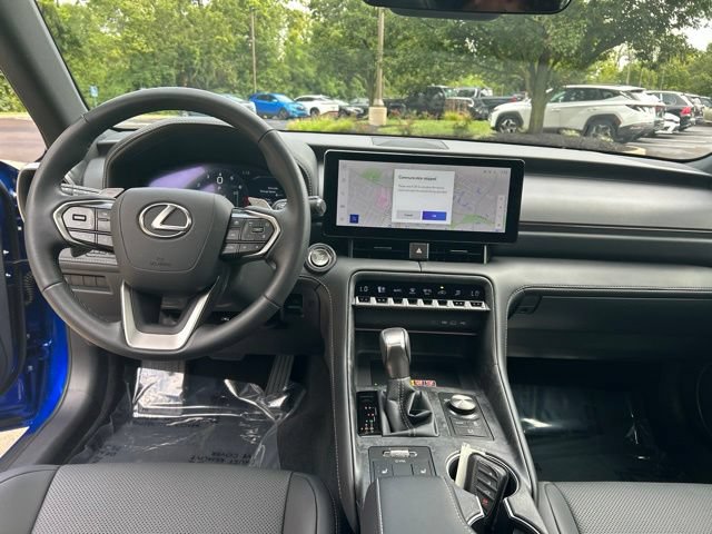 Used 2026 Lexus IS 350 F Sport AWD/4WD image 14