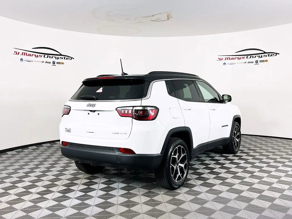 Used 2025 Jeep Compass Limited AWD/4WD image 8