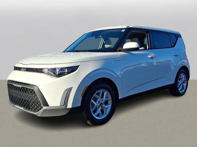 New 2025 Kia Soul LX image 2