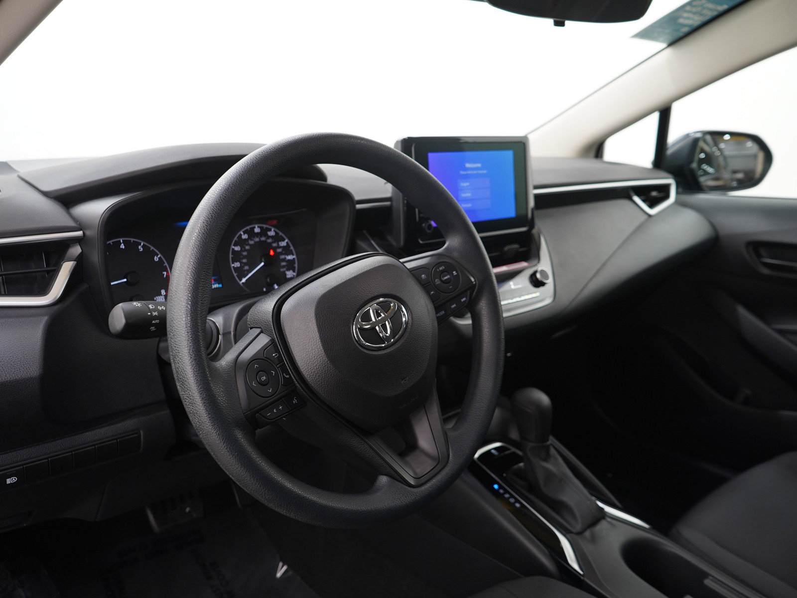 Used 2023 Toyota Corolla LE FWD image 22