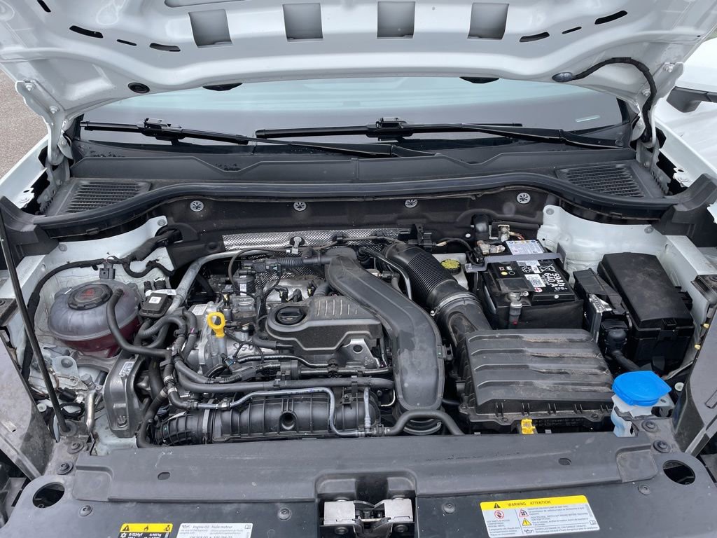 Used 2024 Volkswagen Taos SE image 56