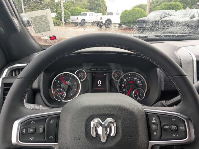 New 2026 RAM 3500 Big Horn AWD/4WD image 29