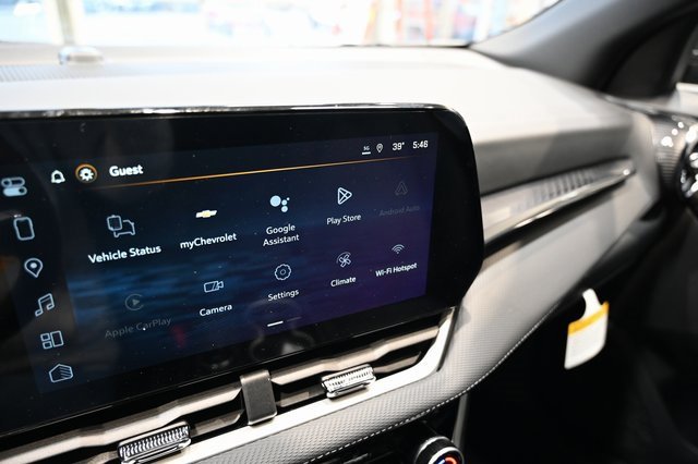 New 2026 Chevrolet Equinox LT w/ Convenience Package II image 16