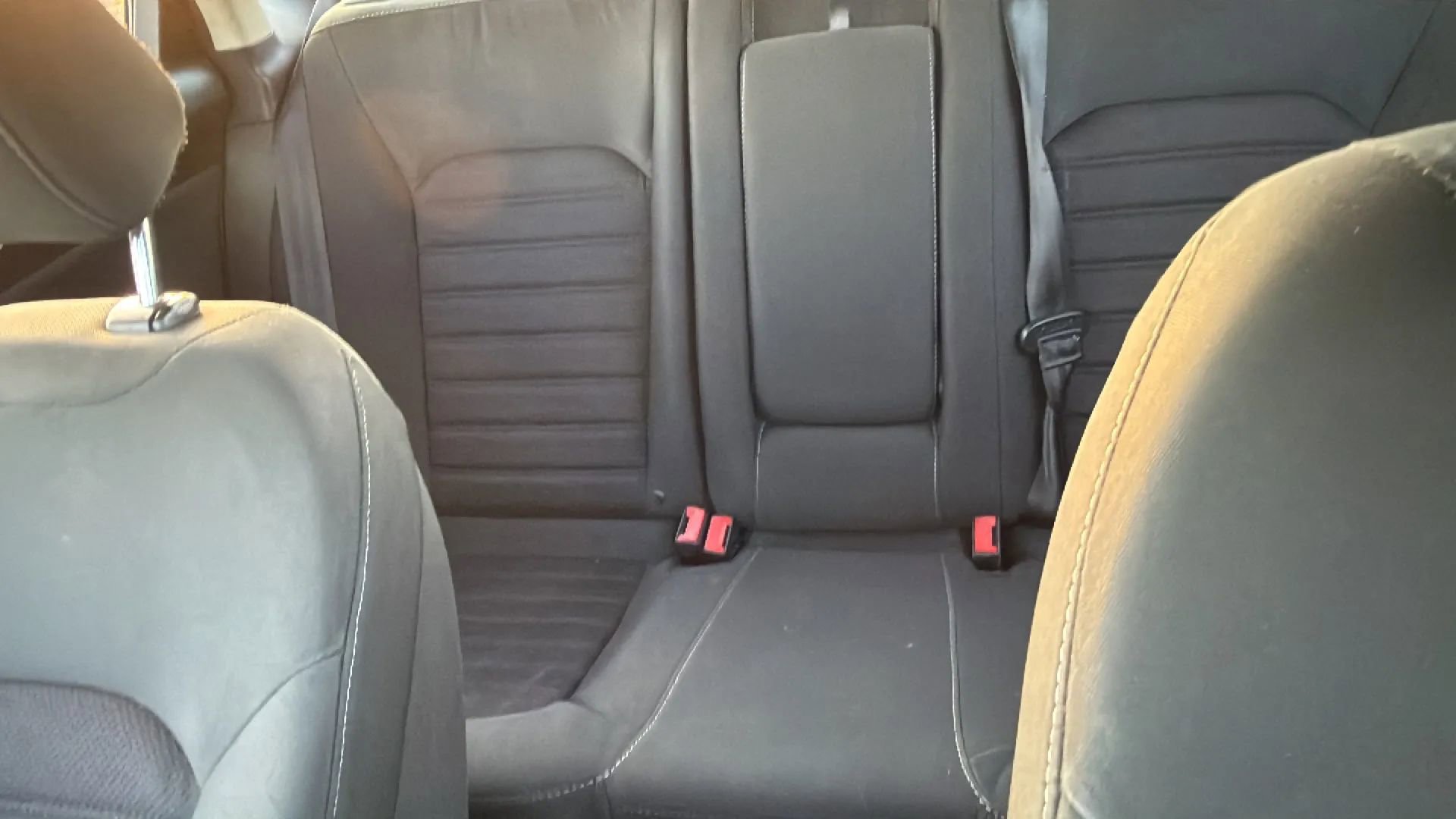 Used 2020 Ford Fusion SE image 31