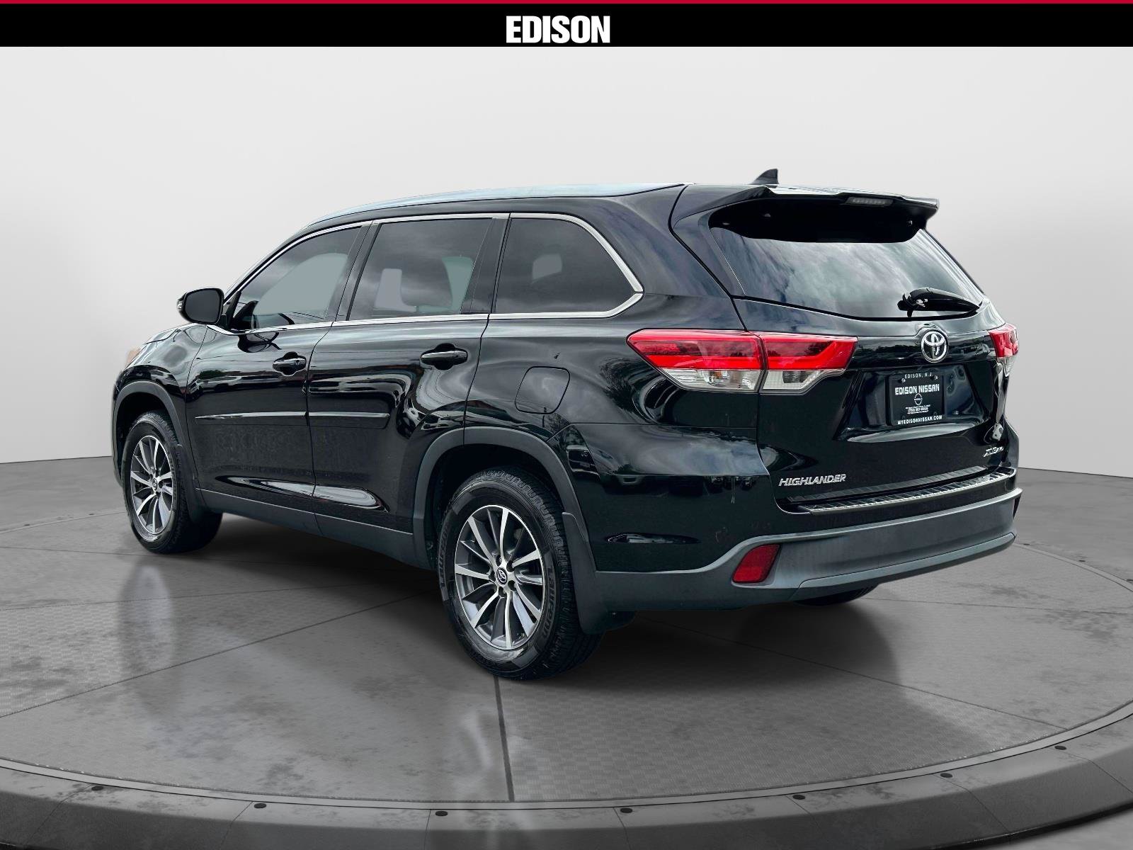 Used 2019 Toyota Highlander XLE w/ Protection Package #3 AWD/4WD image 5