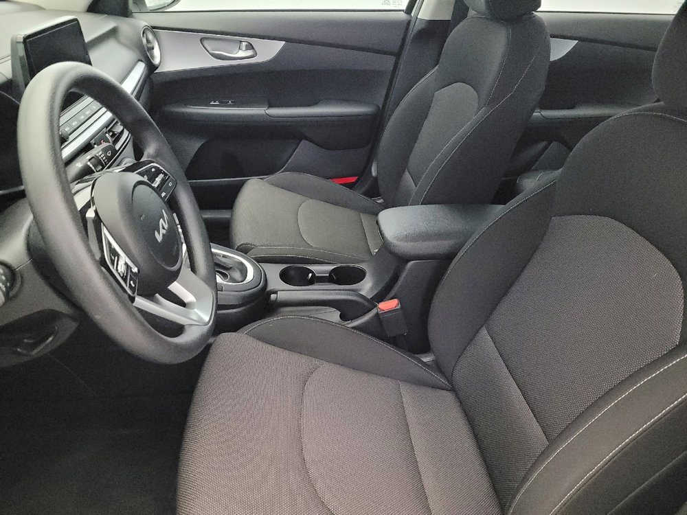 Used 2023 Kia Forte LXS image 17
