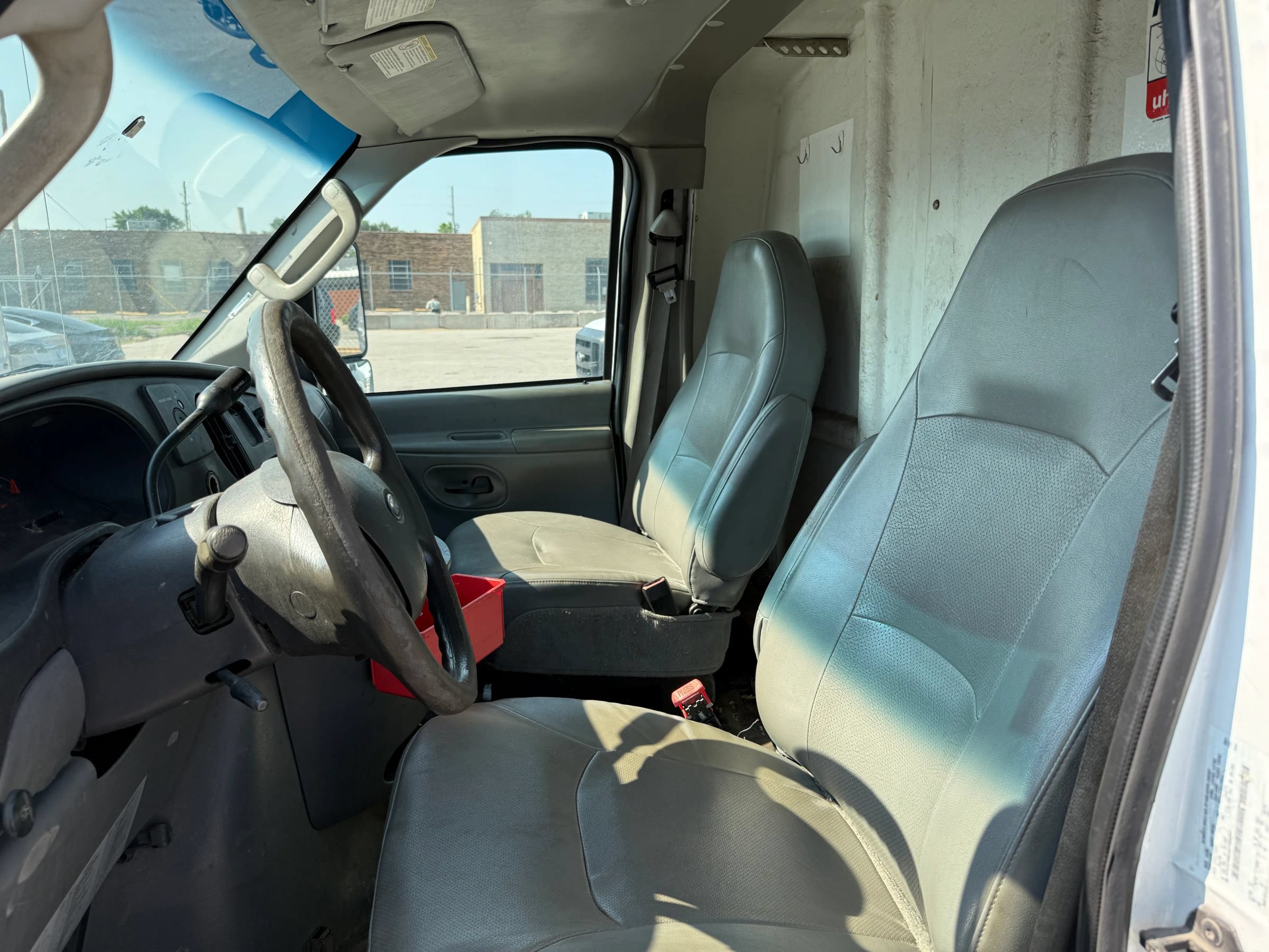 Used 2006 Ford E-450 and Econoline 450 RWD image 13