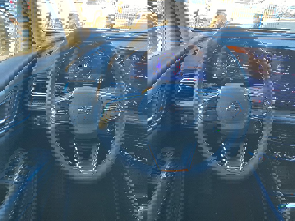 New 2026 Chevrolet Traverse LT w/ Midnight/Sport Edition image 4