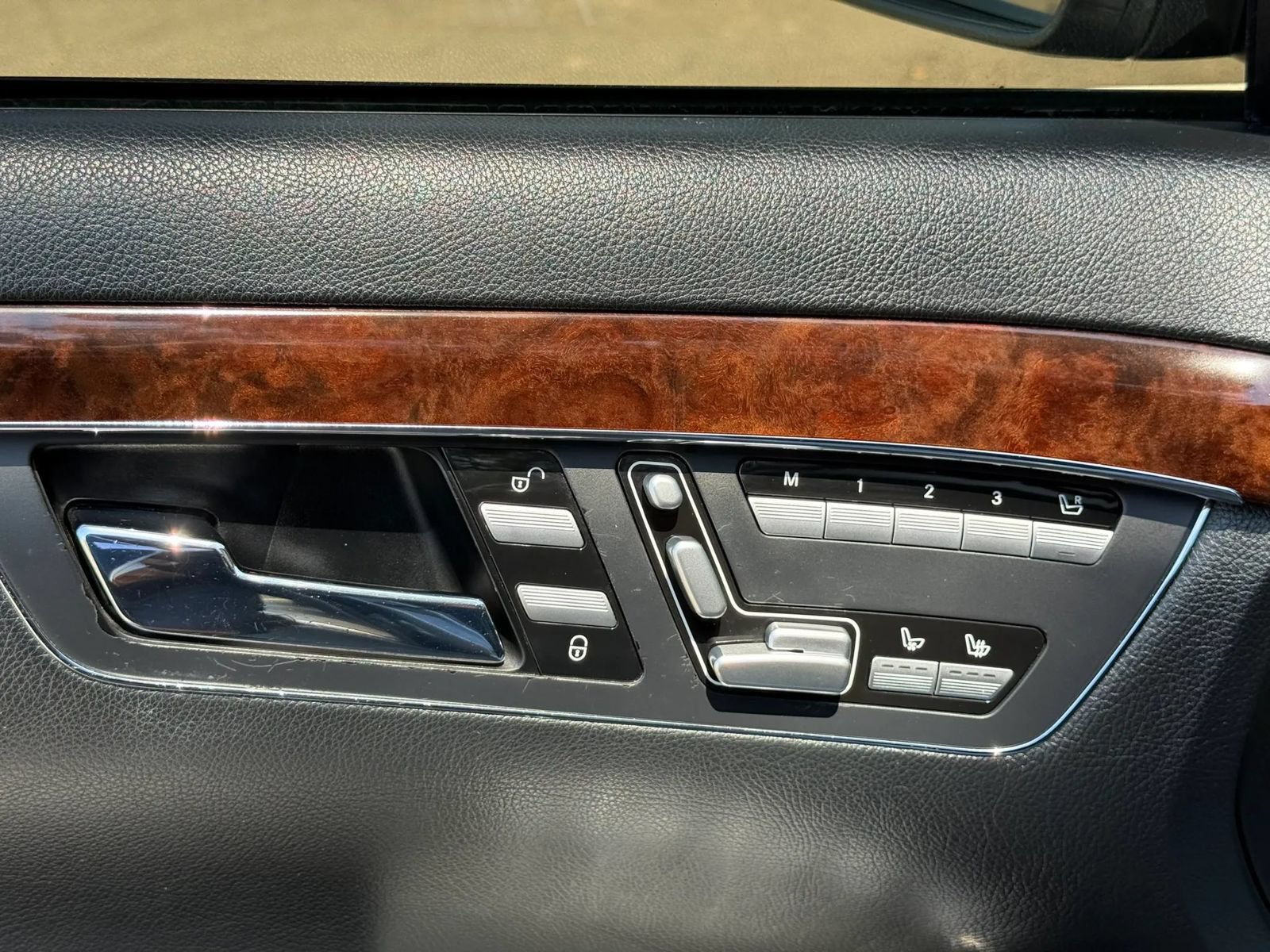 Used 2007 Mercedes-Benz S 550 image 15