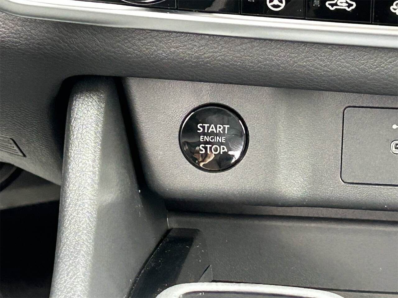 New 2026 Nissan Rogue SV FWD image 23
